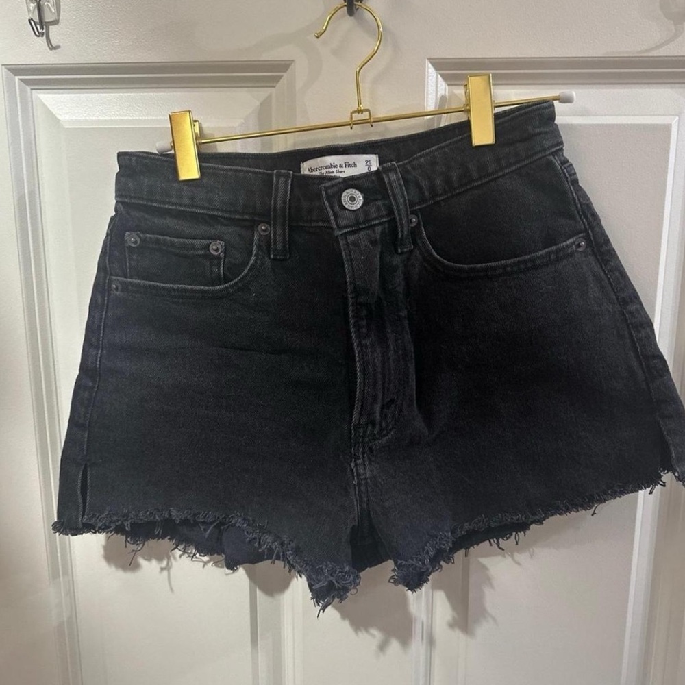 Abercrombie curvy mom shorts